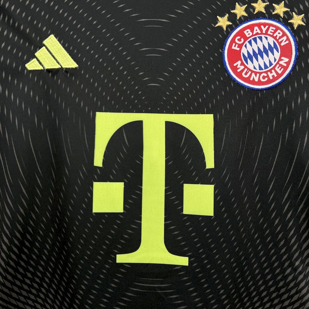 Kit Infantil Portugal Bayern 25/26 Goleiro